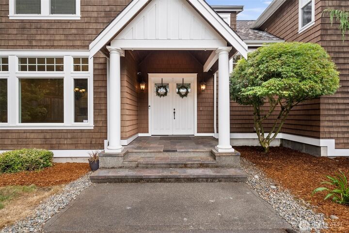 Property Photo:  11621  Gravelly Lake Drive SW  WA 98499 
