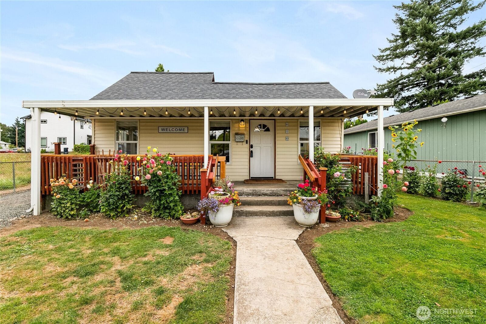 Property Photo:  610  Strandell St.  WA 98247 