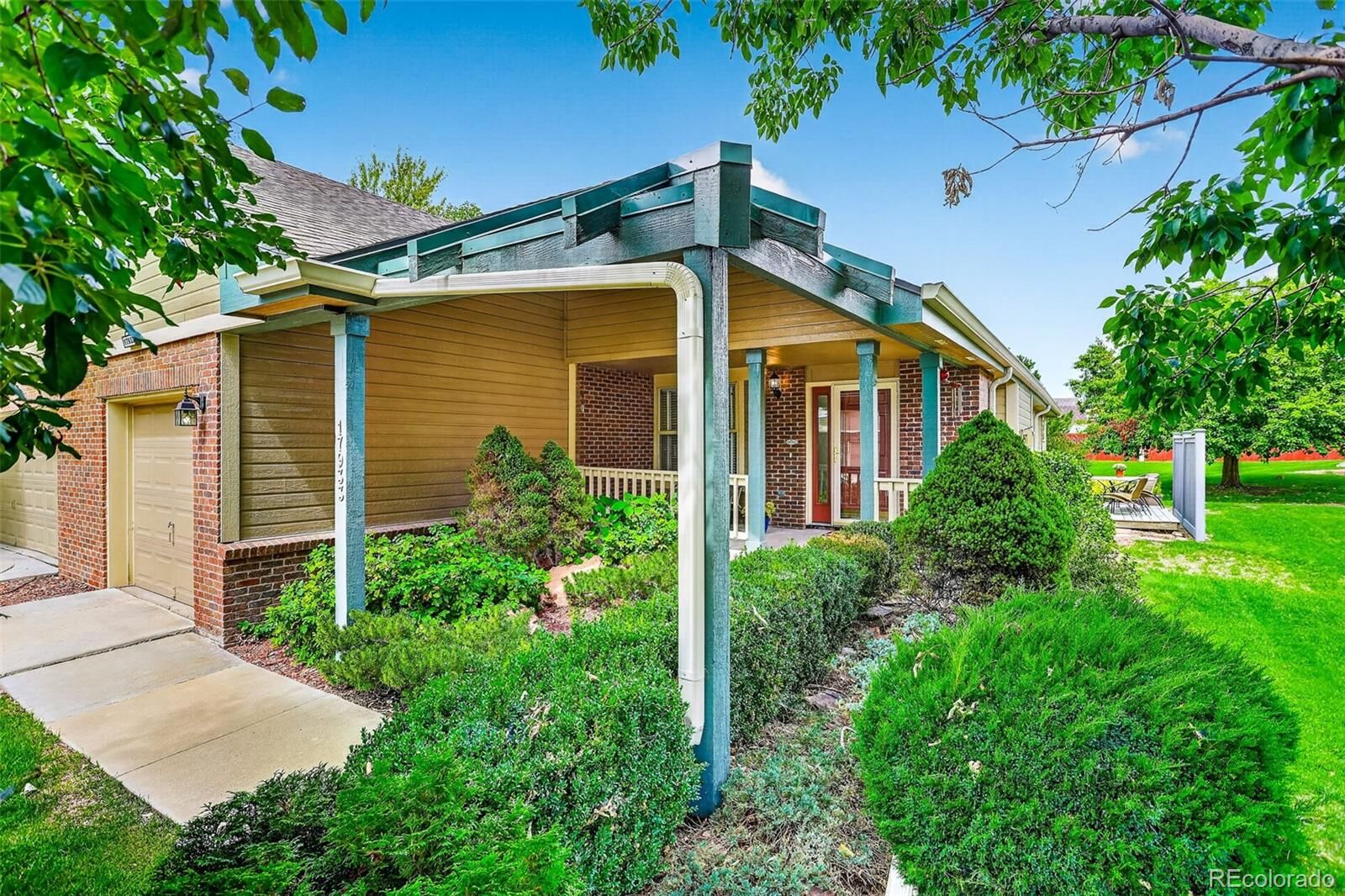Property Photo:  17933 Aprils Way  CO 80134 