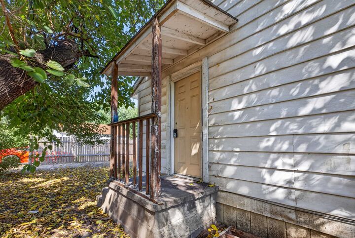 Property Photo: 4204-4206 E Wilma St KS 67218