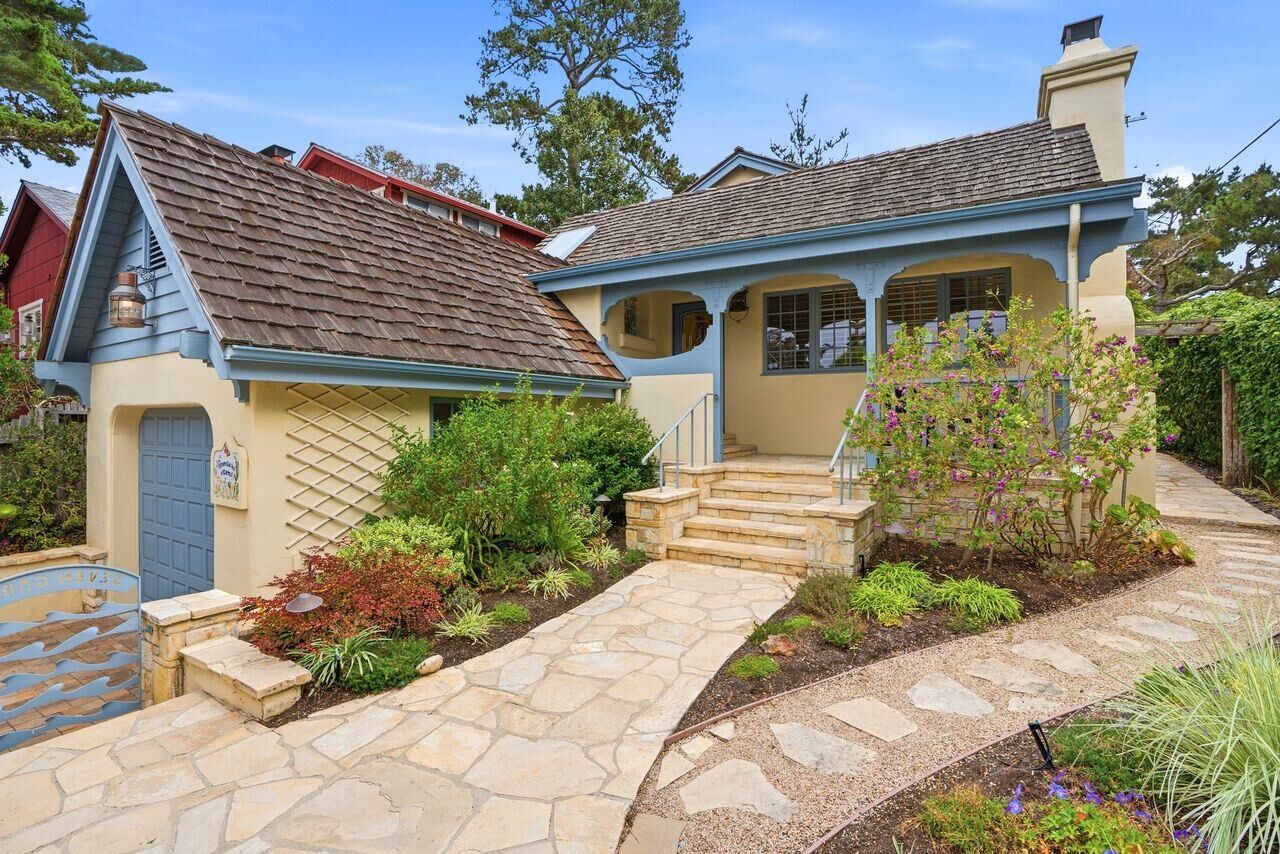 Property Photo:  0 NE Corner Monte Verde And Tenth Avenue  CA 93921 