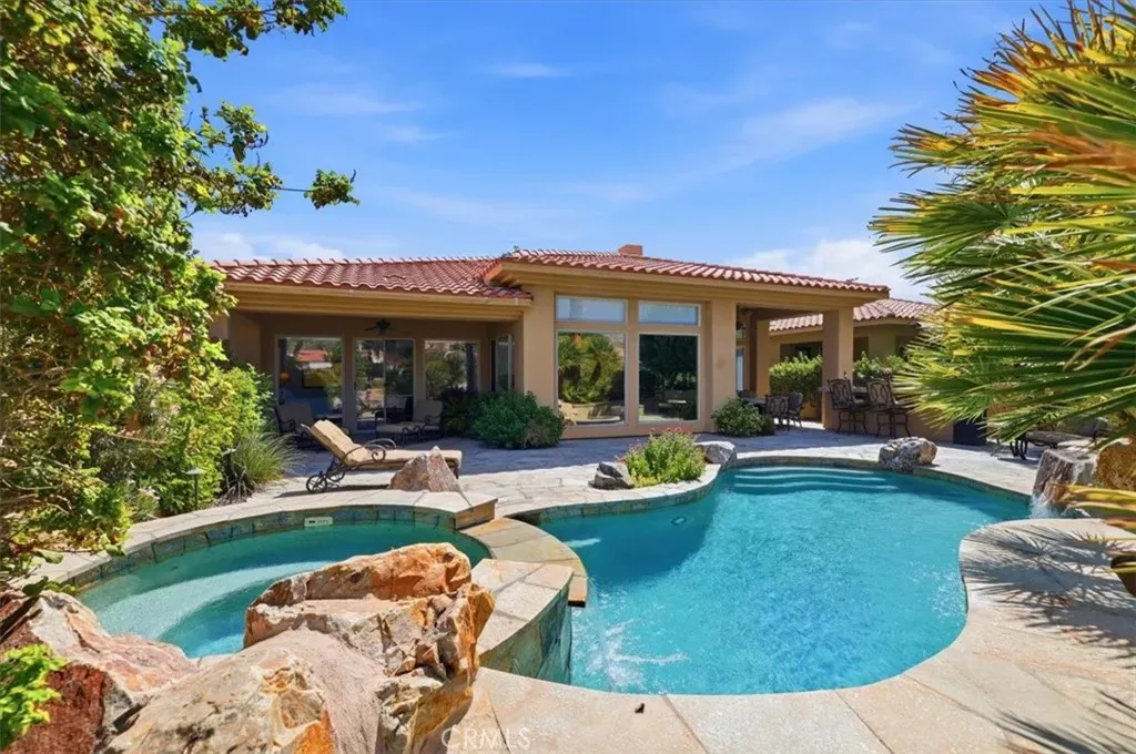 Property Photo:  57211 Medinah  CA 92253 