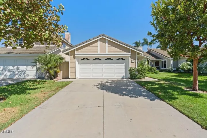 Property Photo: 220 Camino El Rincon CA 93012