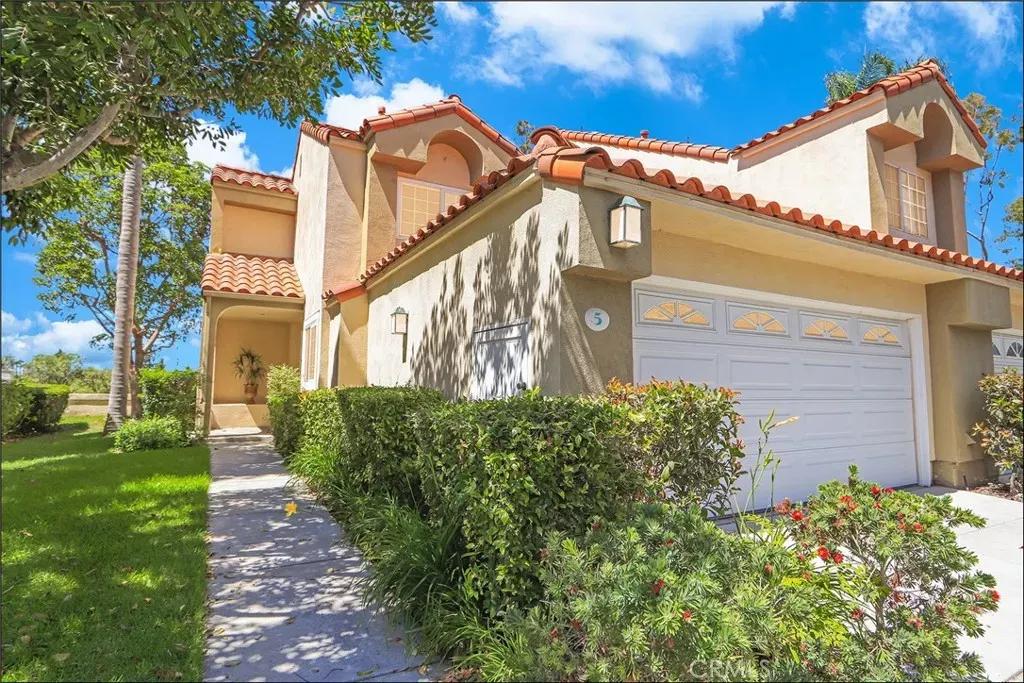 Property Photo:  5 Niguel Pointe  CA 92677 