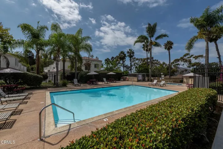 Property Photo:  771 Seneca Street D43  CA 93001 