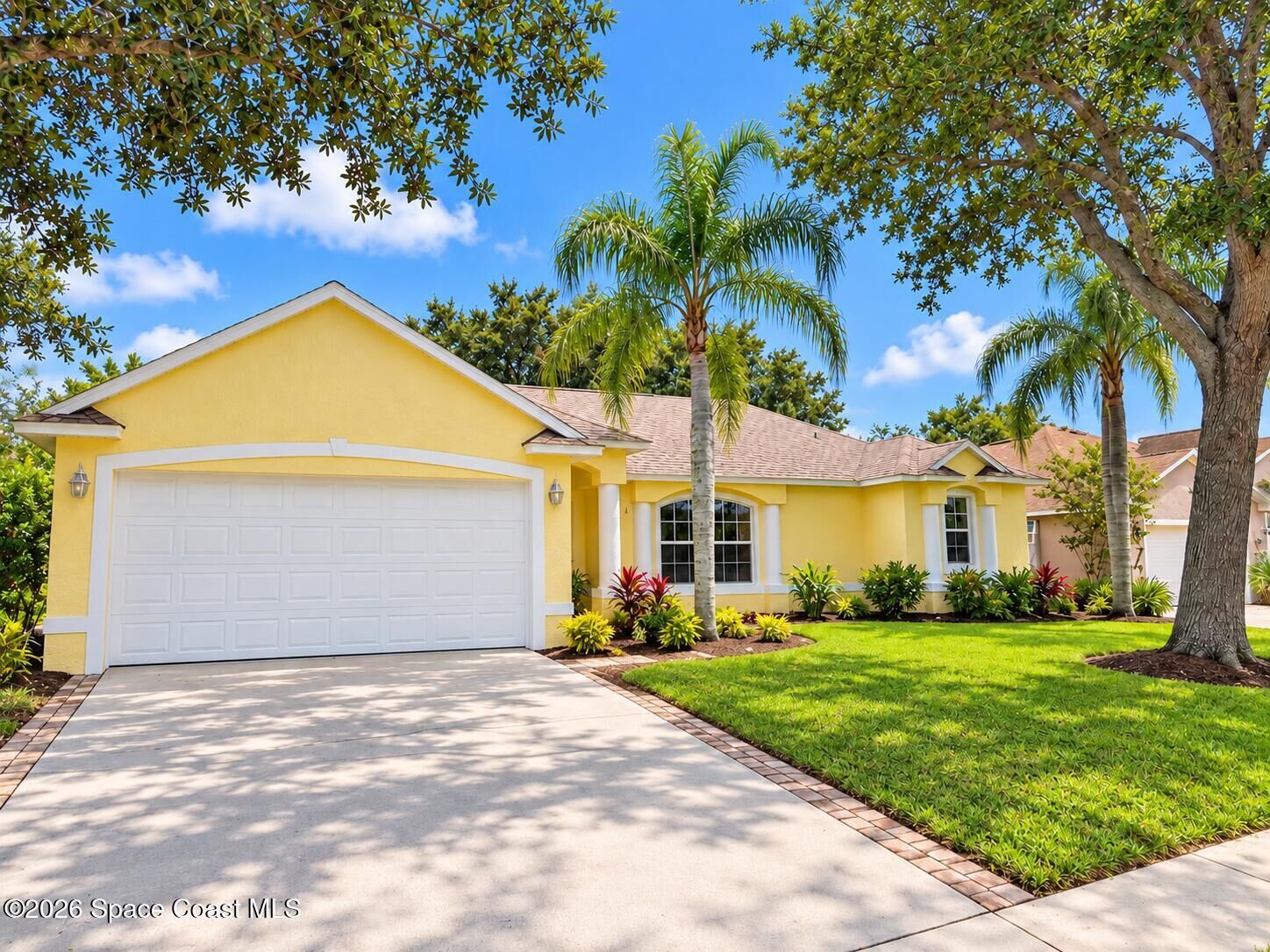 Property Photo:  5519 Kathy Drive  FL 32780 