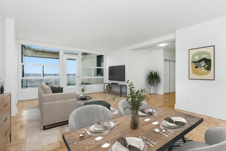 Property Photo:  40 Park Road 702  ON M4W 2N4 