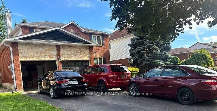 Property Photo:  