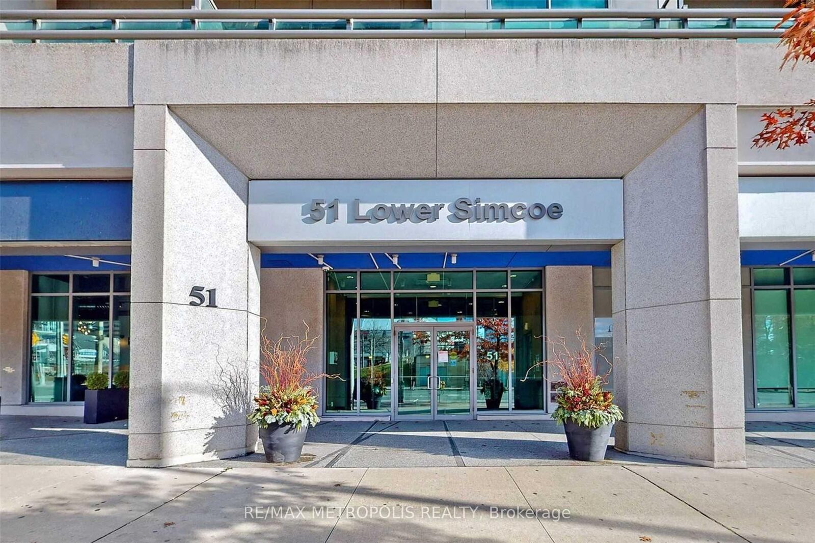 Property Photo:  51 Lower Simcoe Street 1005  ON M5J 3A2 