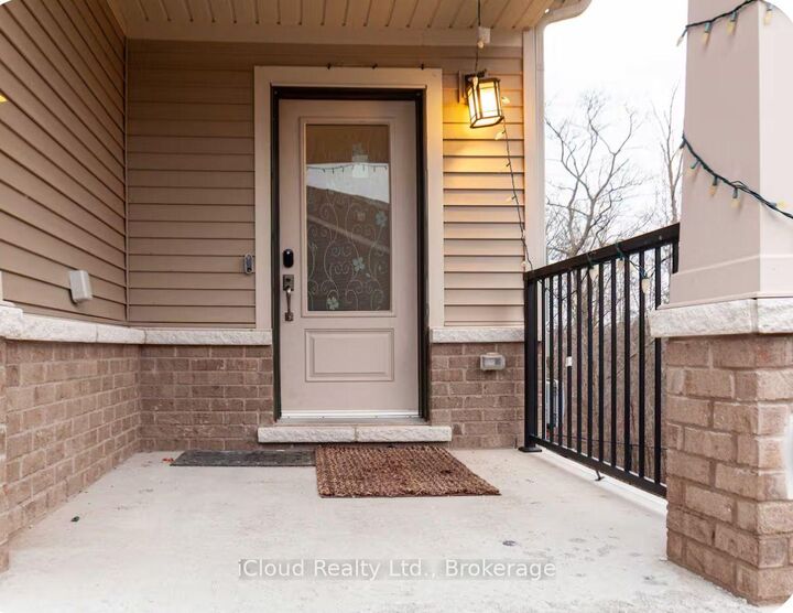 Property Photo: 4311 Mann Street 36 ON L2G 0A4