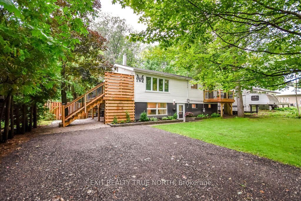 Property Photo:  27 Nida Drive  ON L9M 0B3 
