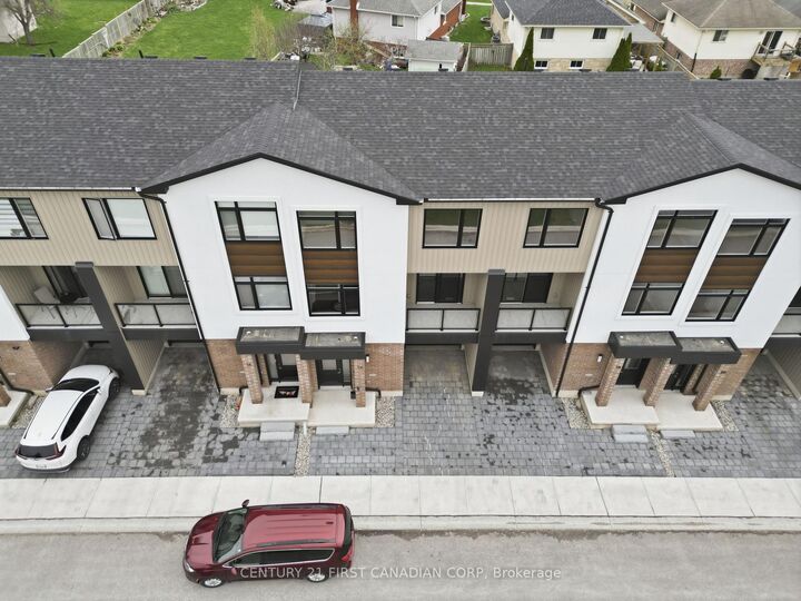 Property Photo:  349 Southdale Road E 16  ON N6E 0B9 