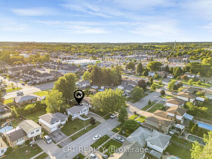 Property Photo:  6025 Belaire Avenue  ON L2H 1V1 