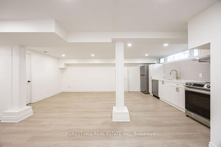 Property Photo: 63 Burcher Road Lower ON L1S 2P9