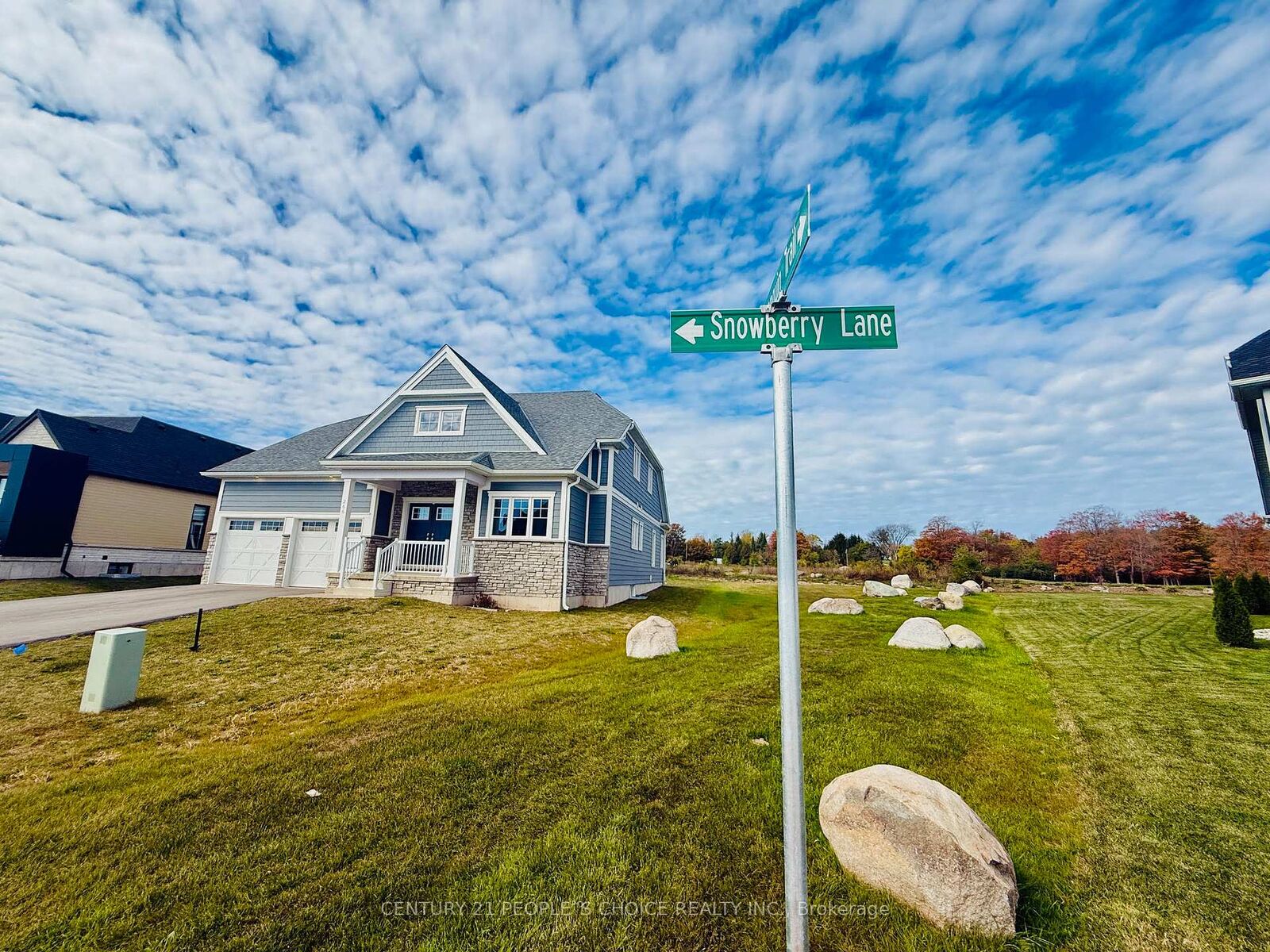 Property Photo:  266 Snowberry Lane  ON N0H 1S0 