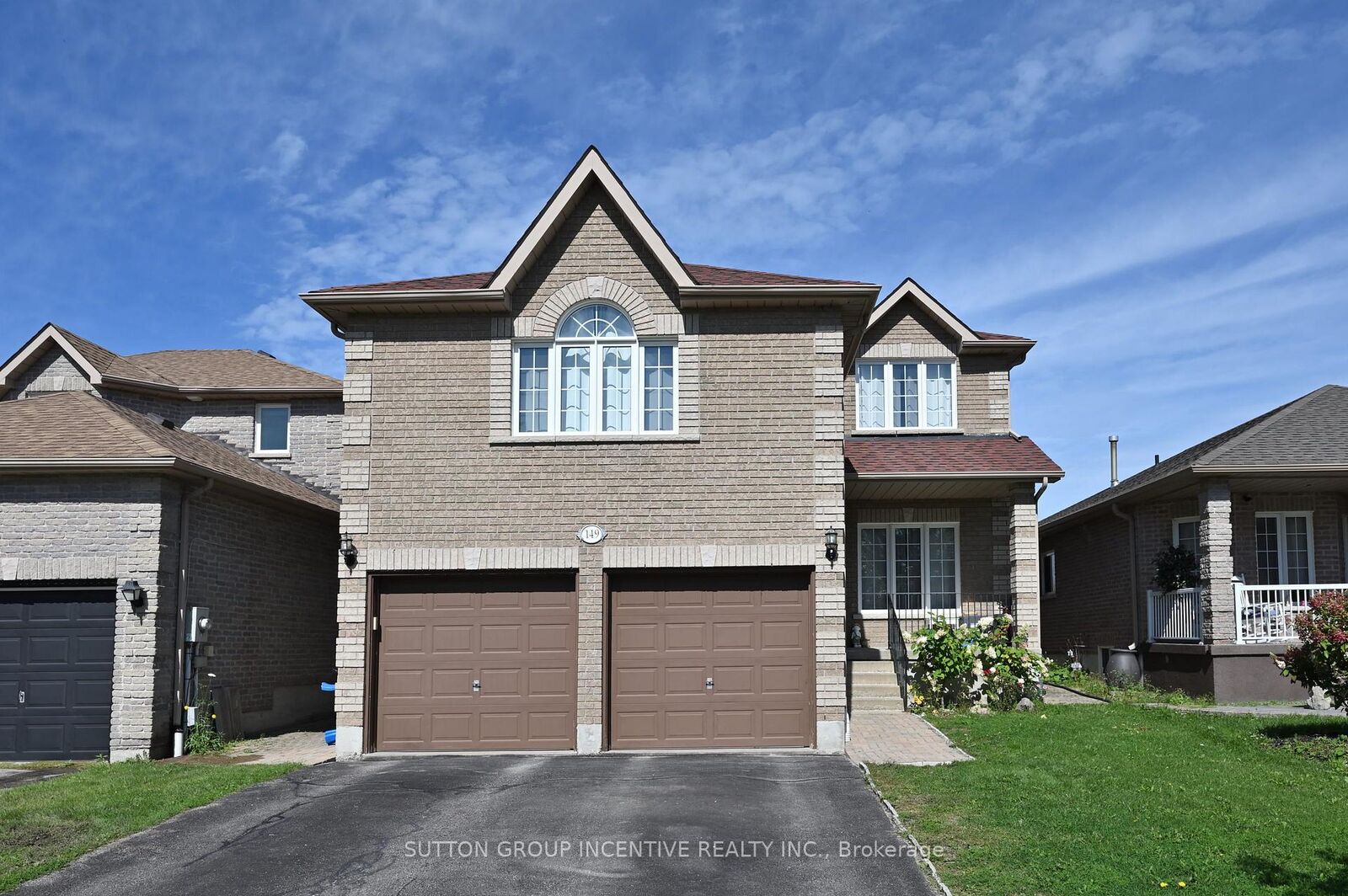 Property Photo:  149 Raymond Crescent  ON L4N 0V7 