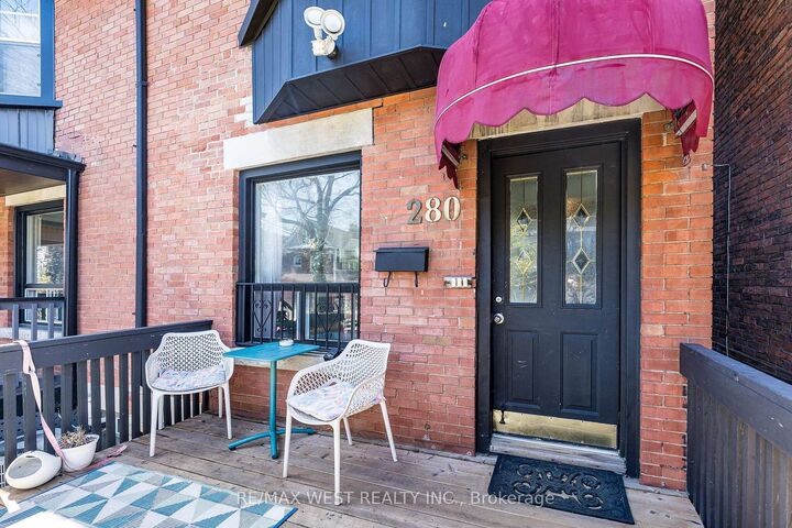 Property Photo: 280 St Clarens Avenue 3 ON M6H 3W3