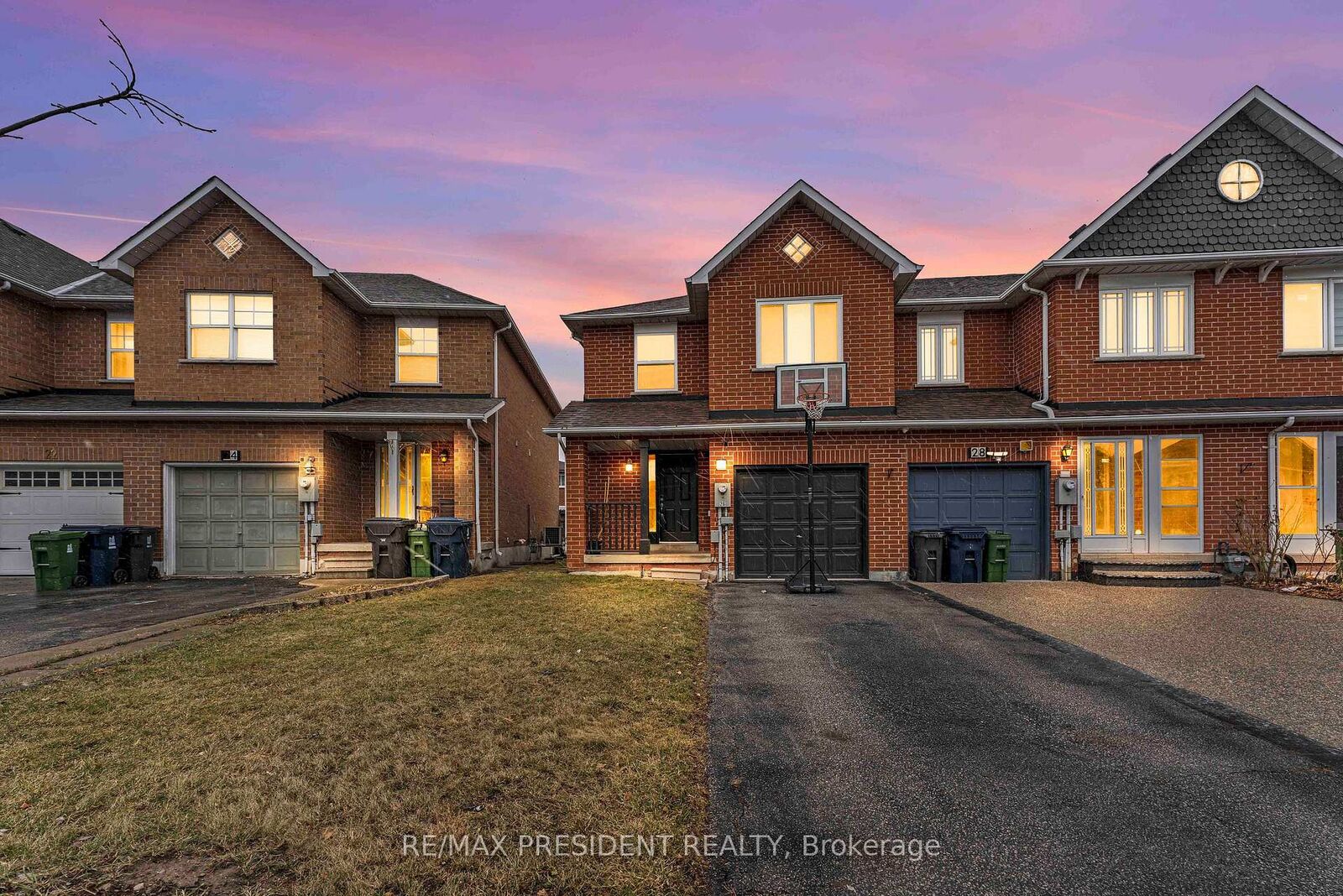 Property Photo:  26 Mattari Court  ON M9W 7C6 