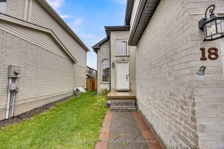 Property Photo:  3270 Singleton Avenue 18  ON N6L 0E5 