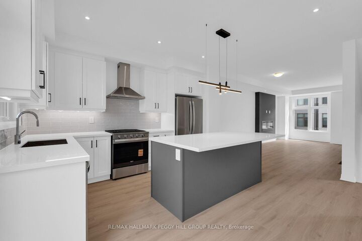 Property Photo:  82 Brandon Crescent  ON L0G 1W0 