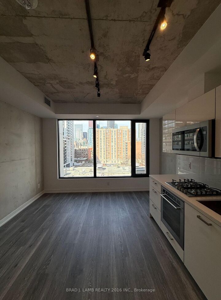 Property Photo:  55 Ontario Street 617  ON M5A 0T8 