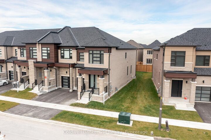 Property Photo:  136 Ogston Crescent  ON L1P 0H3 