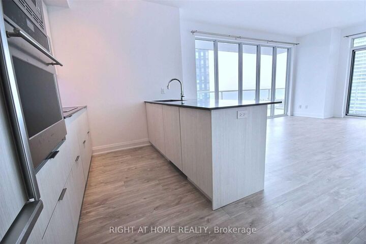 Property Photo:  56 Annie Craig Drive 1703  ON M8V 0C5 