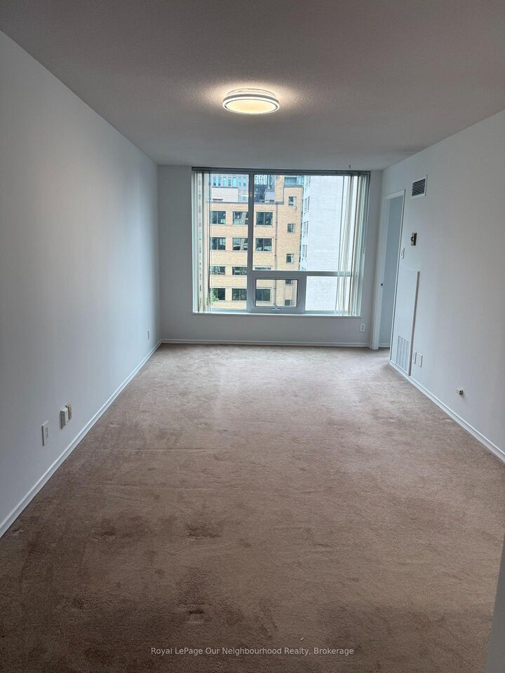 Property Photo:  92 King Street E 806  ON M5C 2V8 