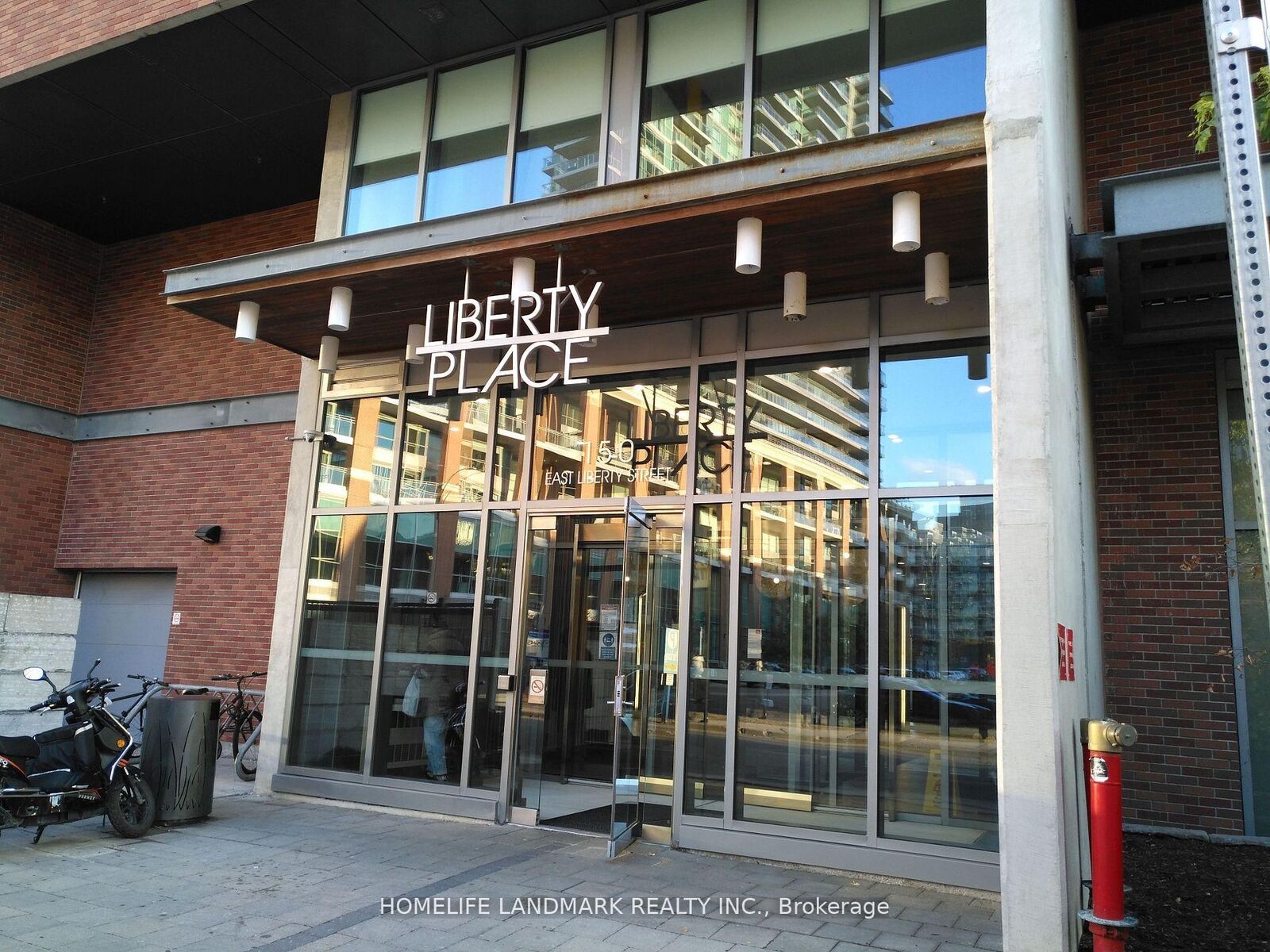 Property Photo:  150 East Liberty Street 1214  ON M6K 3R5 