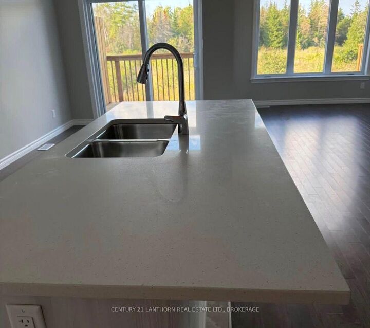 Property Photo:  1806 Cinderhill Street S  ON K7P 0S5 
