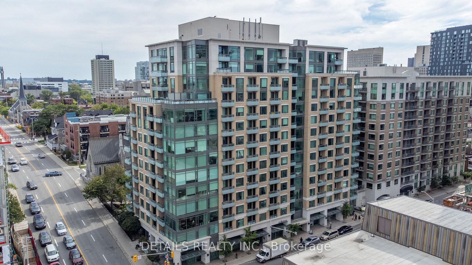 Property Photo:  238 Besserer Street 607  ON K1N 6B1 