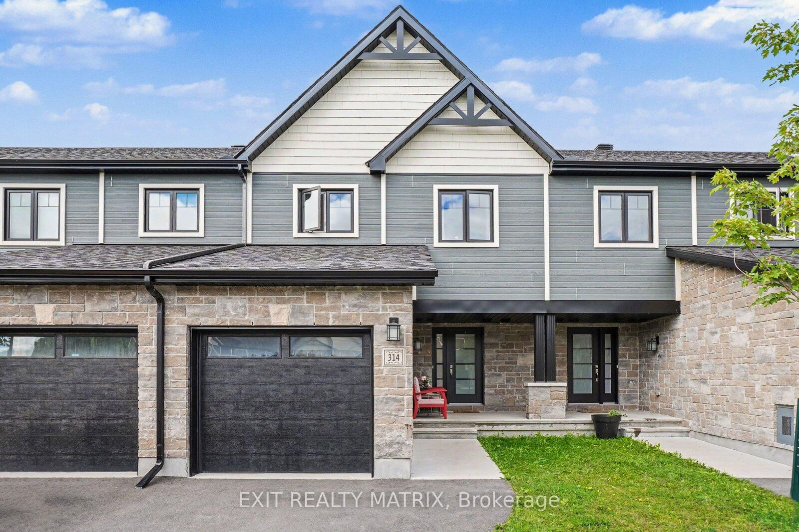 Property Photo: 314 Dion Avenue ON K2E 7R9