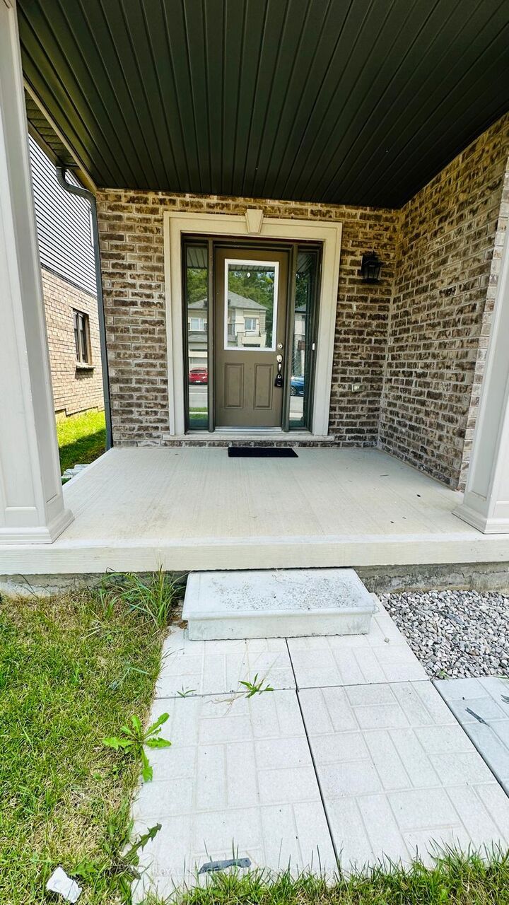 Property Photo:  74 Macklin Street  ON N3V 0B7 
