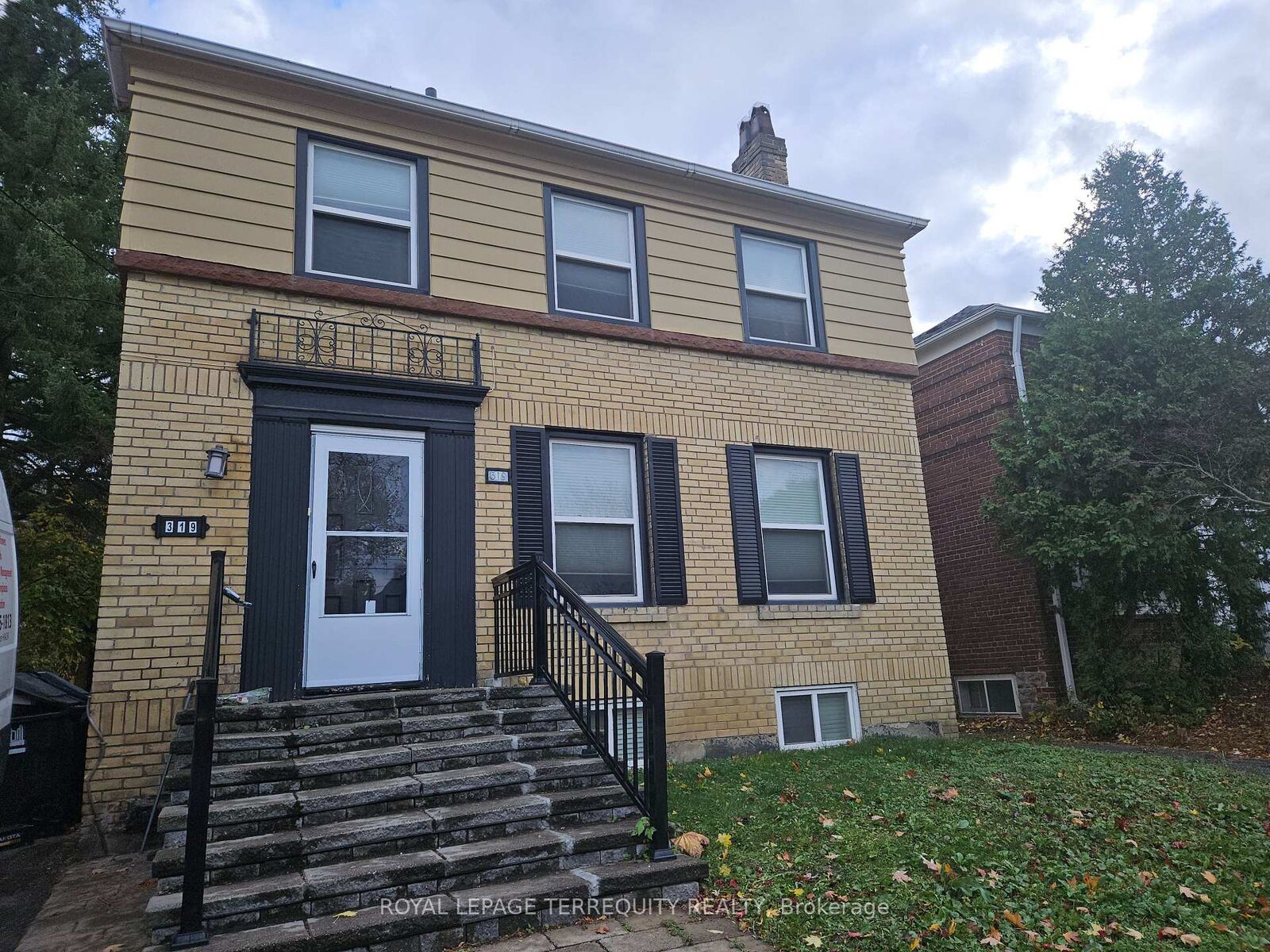 Property Photo:  319 Lawrence Avenue W  ON M5M 1B5 