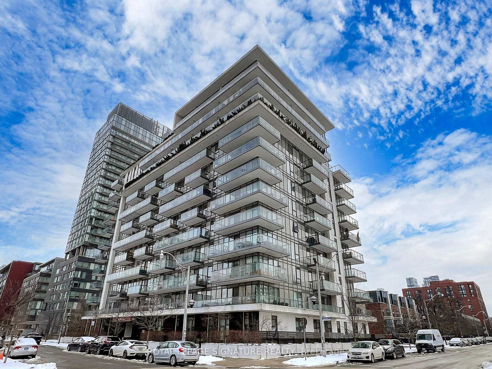 Property Photo:  260 Sackville Street 1002  ON M5A 0B3 
