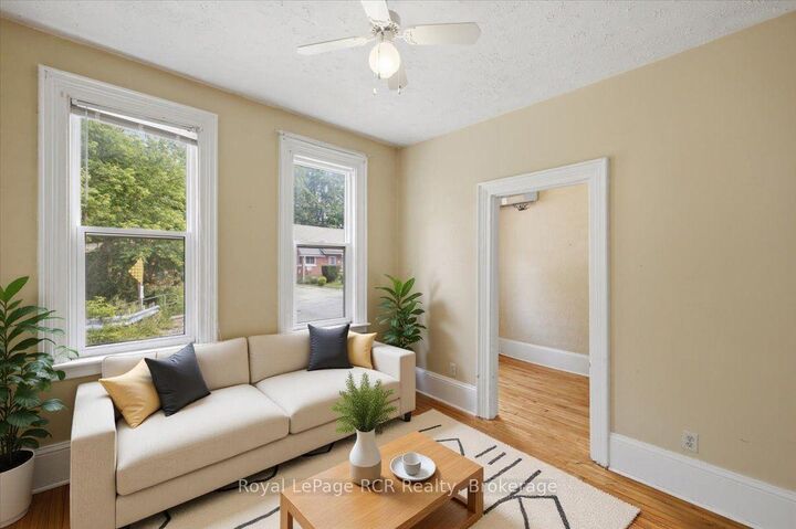 Property Photo:  565 7th A Street E  ON N4K 1K4 