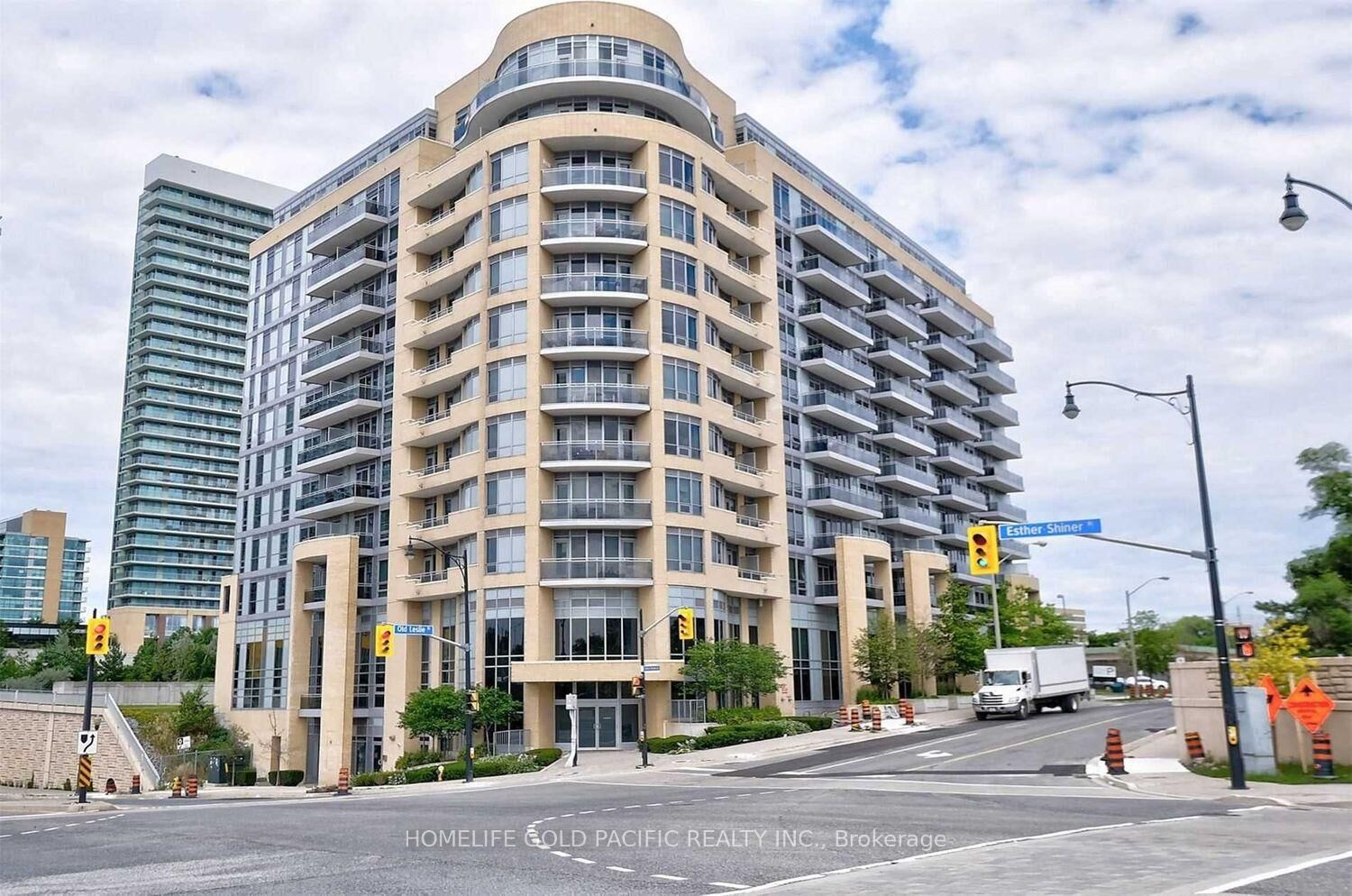 Property Photo:  2756 Old Leslie Street 1112  ON M2K 0A9 