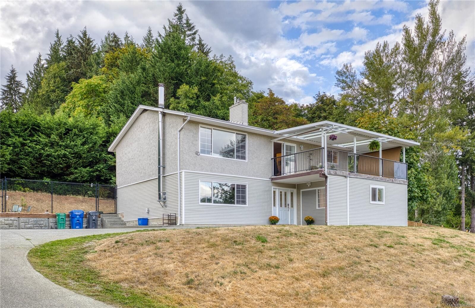 Property Photo:  2077 Lakeside Dr  BC V9X 1B5 