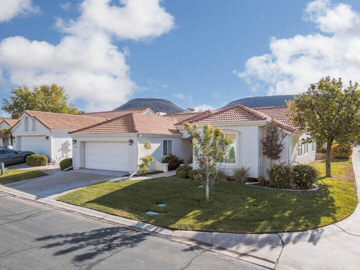 Property Photo: 39 N Valley View Dr 29 UT 84770