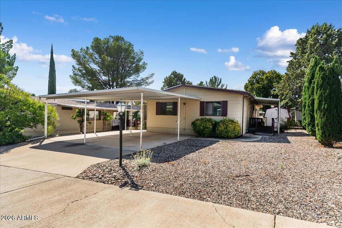 Property Photo:  327 Lampliter Village  AZ 86324 