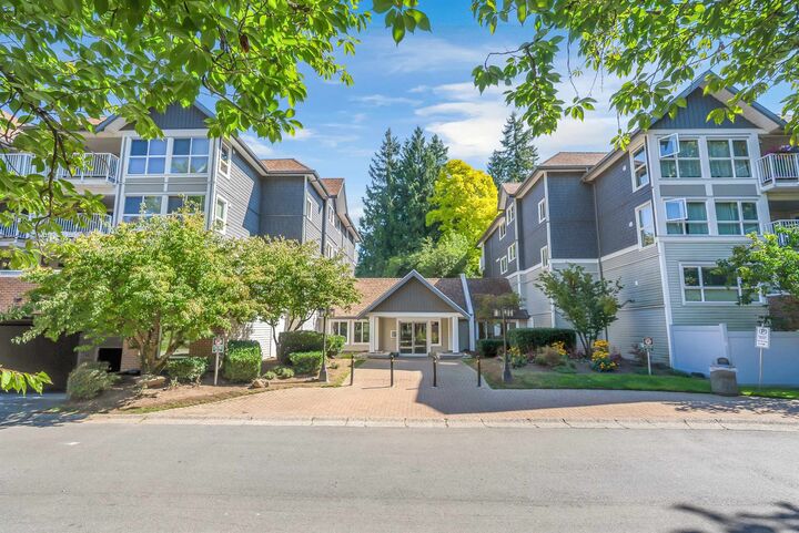 Property Photo: 9668 148 Street 206 BC V3R 0W2