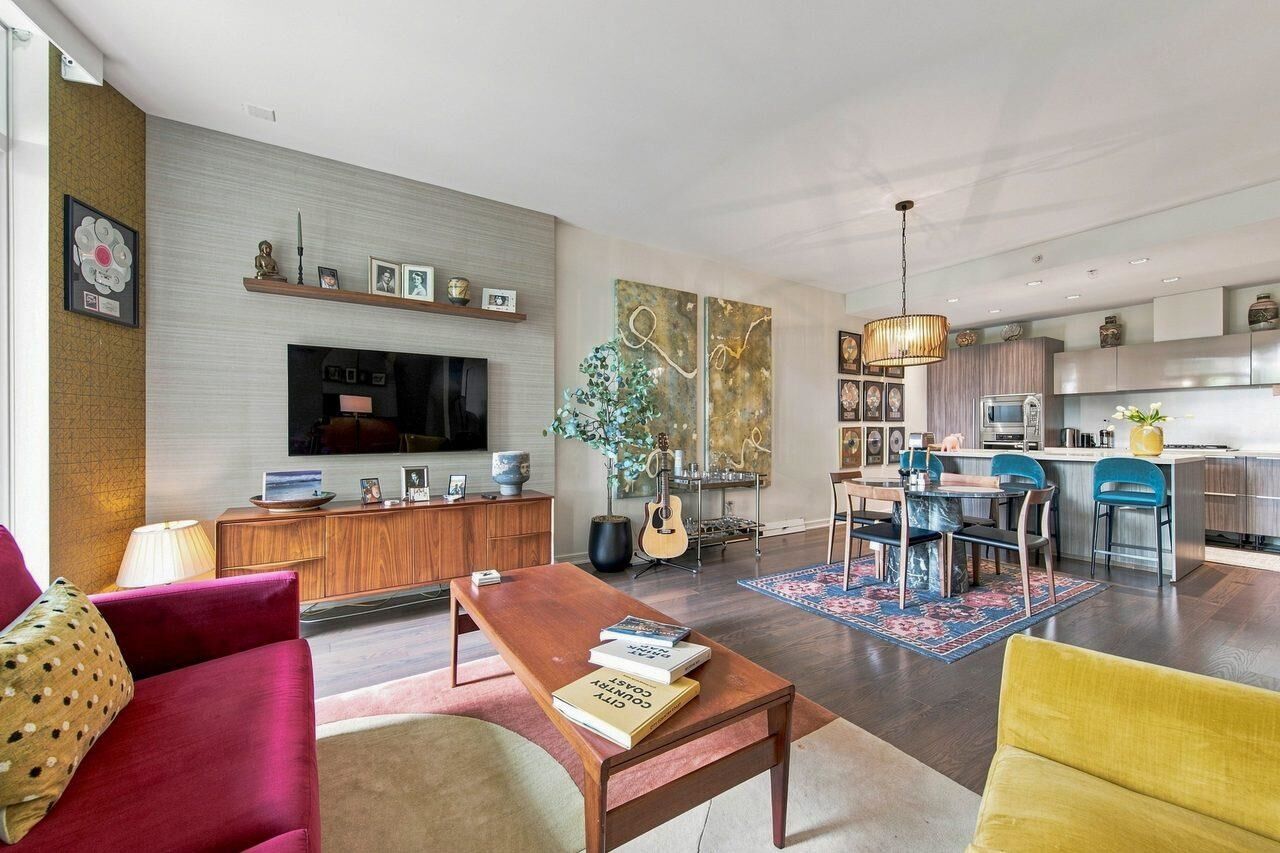 Property Photo:  1616 Columbia Street 306  BC V5Y 0B7 