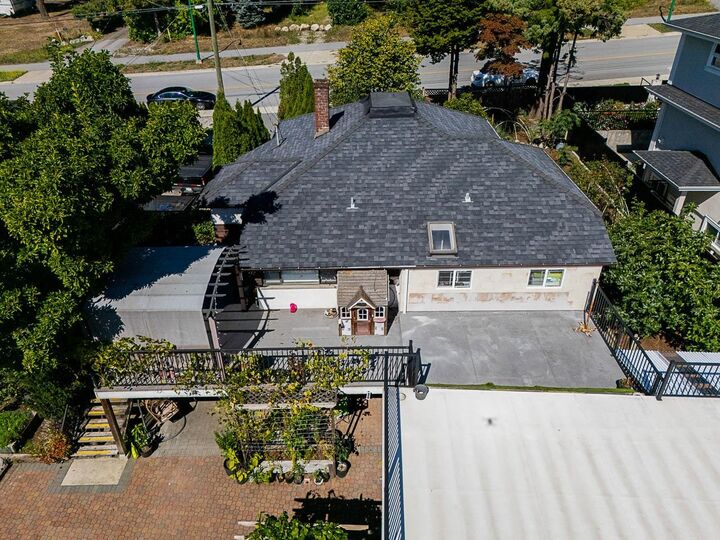 Property Photo:  7342 Broadway  BC V5A 1S2 
