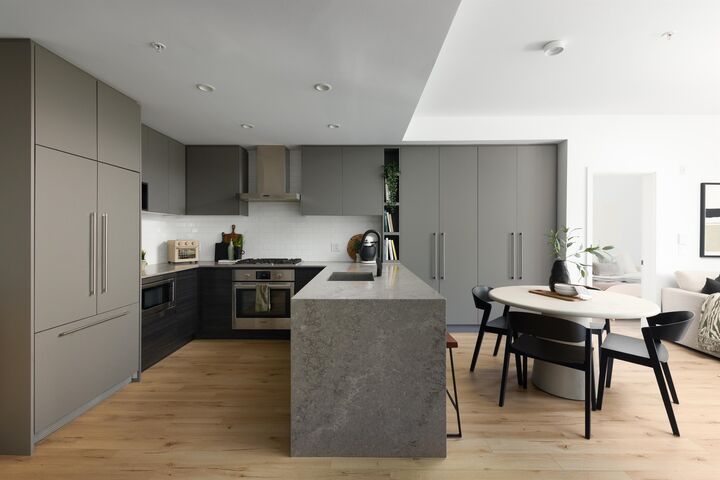 Property Photo:  3131 Murray Street 317  BC V3H 0L9 