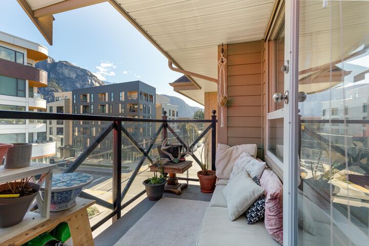 Property Photo:  38003 Second Avenue 313  BC V8B 0C4 