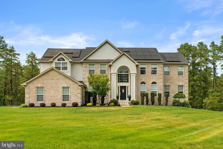Property Photo:  11 Aberdeen Court  NJ 08053 