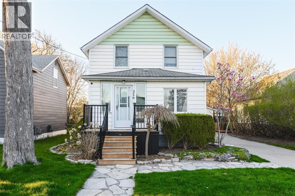 Property Photo:  316 Bright Street  ON N7T 4G2 