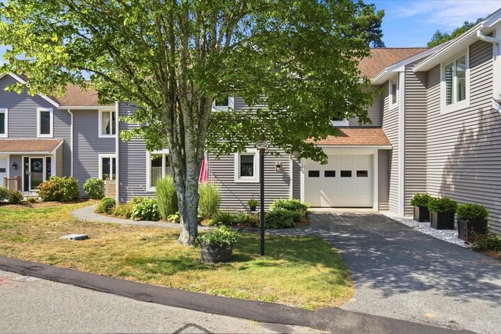 Property Photo:  6 Aspen Road Unit 6  MA 02532 