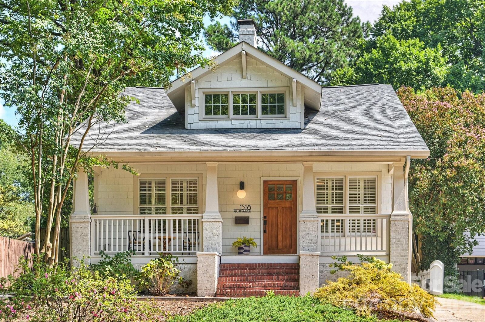 Property Photo:  1518 Pecan Avenue  NC 28205 
