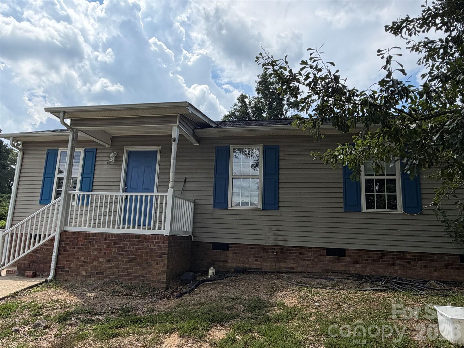 Property Photo:  429 Pryor Street  NC 28052 